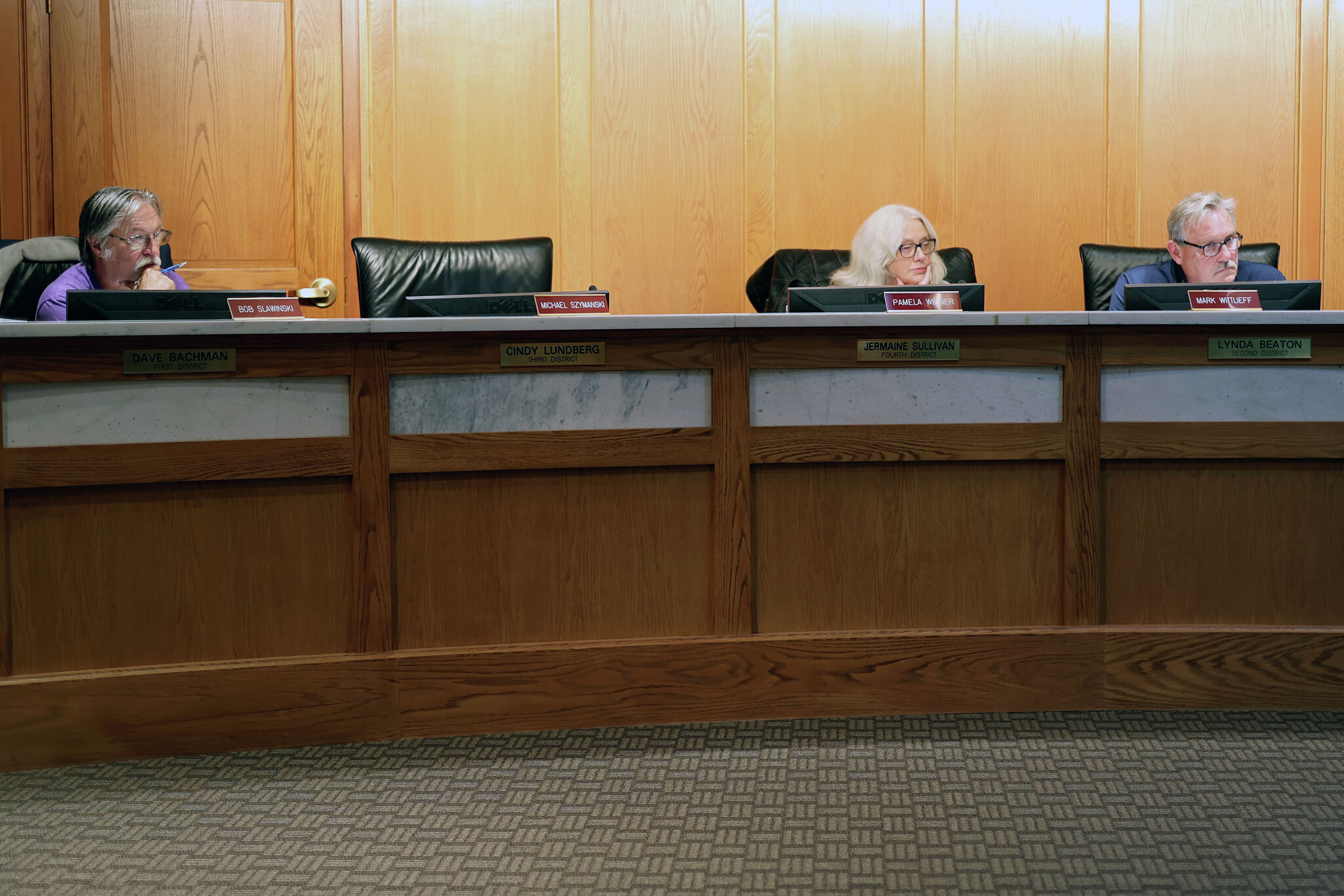 Zoning changes required for former Manistee laundromat to apartments