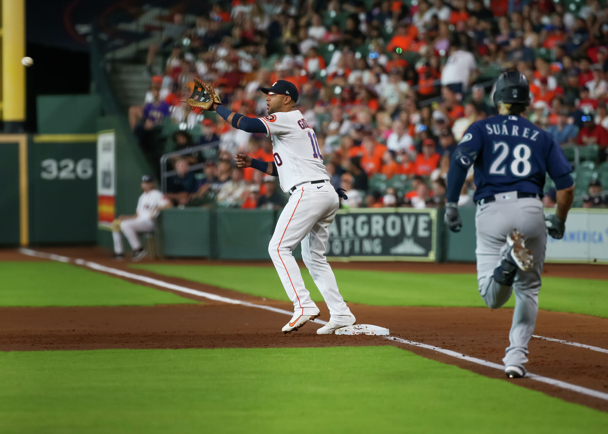 Eugenio Suárez Props, Betting Odds and Stats vs. the Astros - October 15,  2022