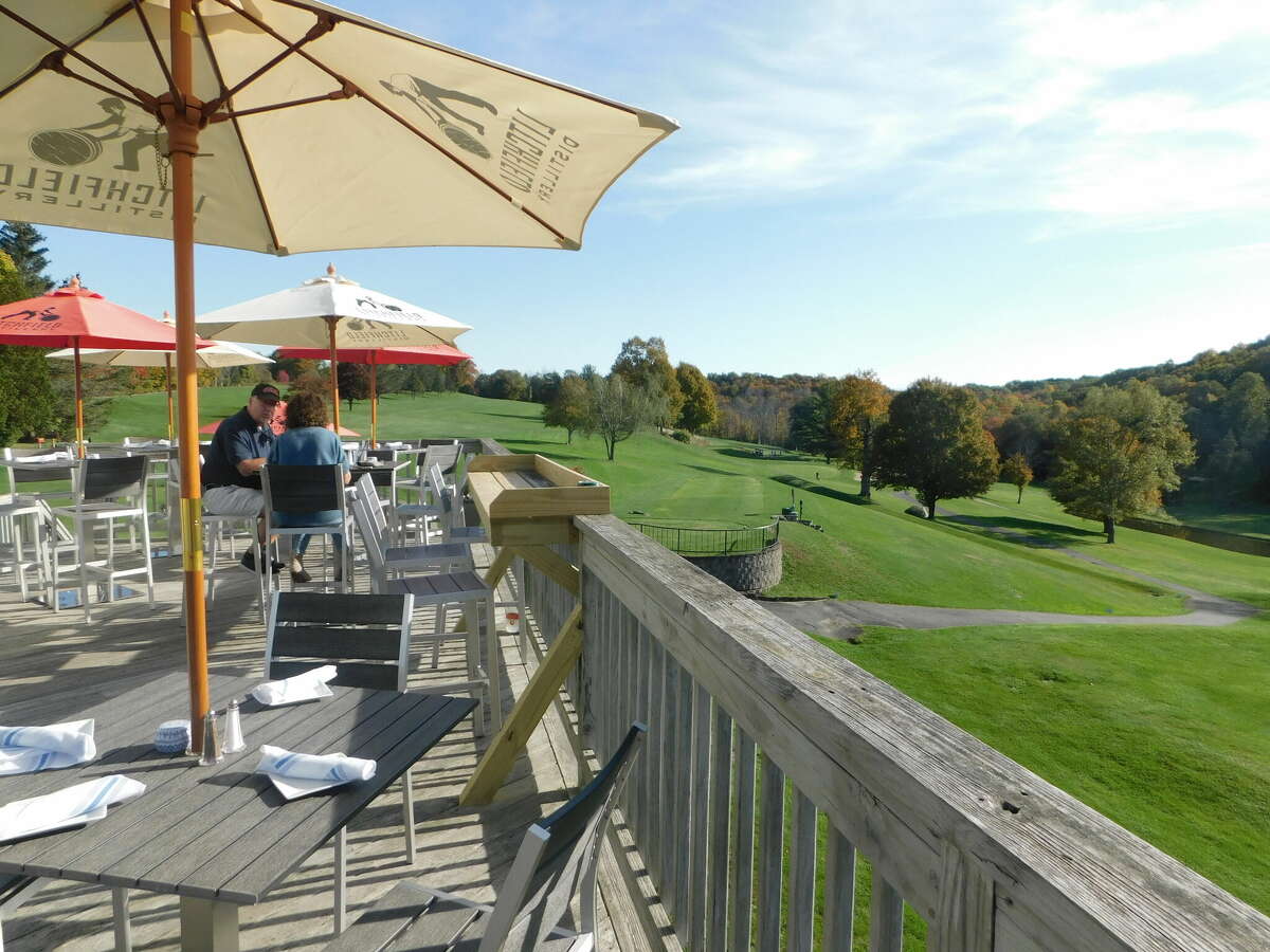 CT couple brings new life to Litchfield golf course