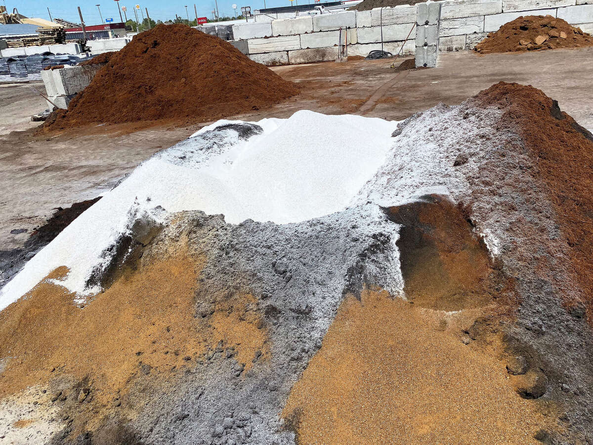 Houston area soil expert gives fall gardening tips