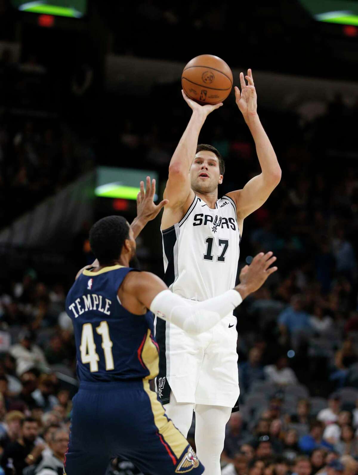 Doug McDermott will come off the bench for the Spurs this season after starting 51 games last season.