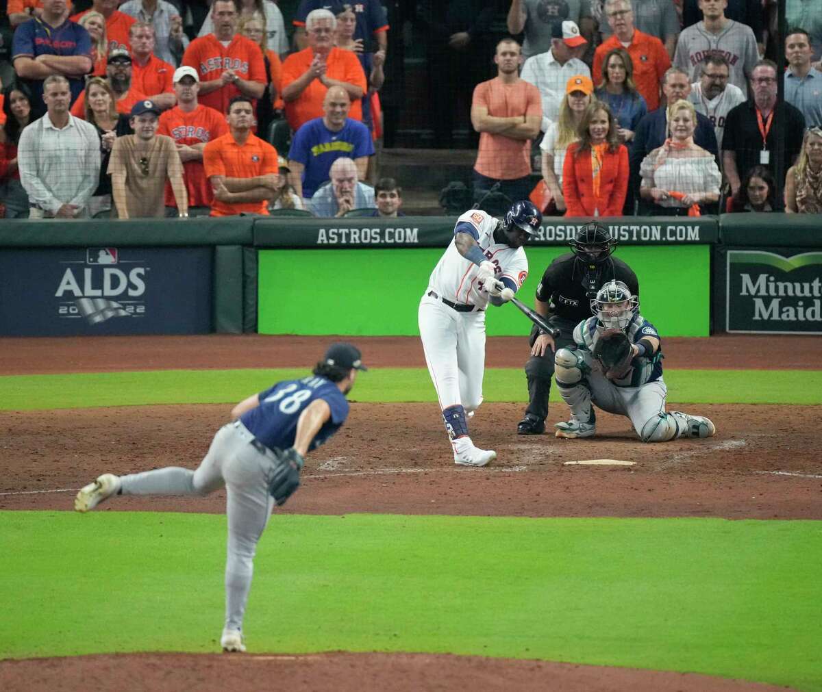 Yordan Alvarez of Astros Hits Walk-Off Homer Against Mariners