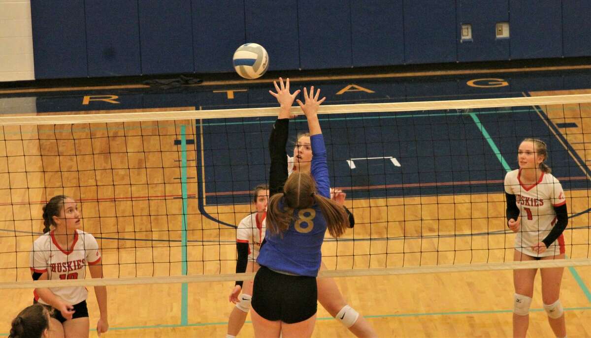 PHOTOS Onekama volleyball outlasted by Benzie Central