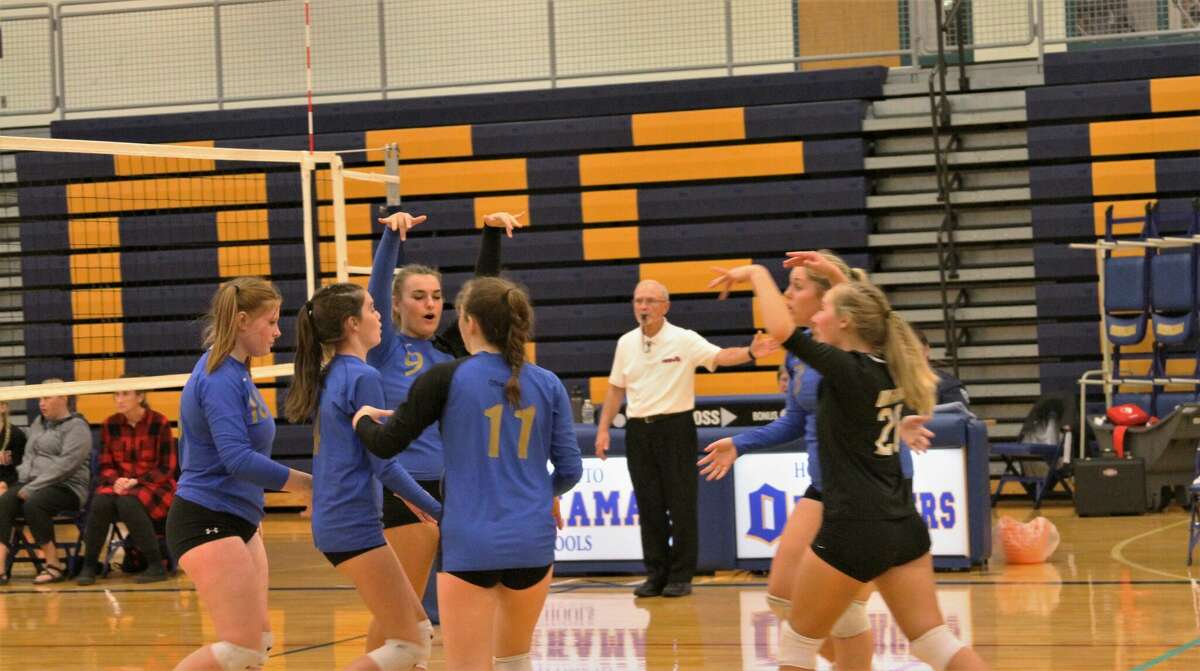 PHOTOS Onekama volleyball outlasted by Benzie Central
