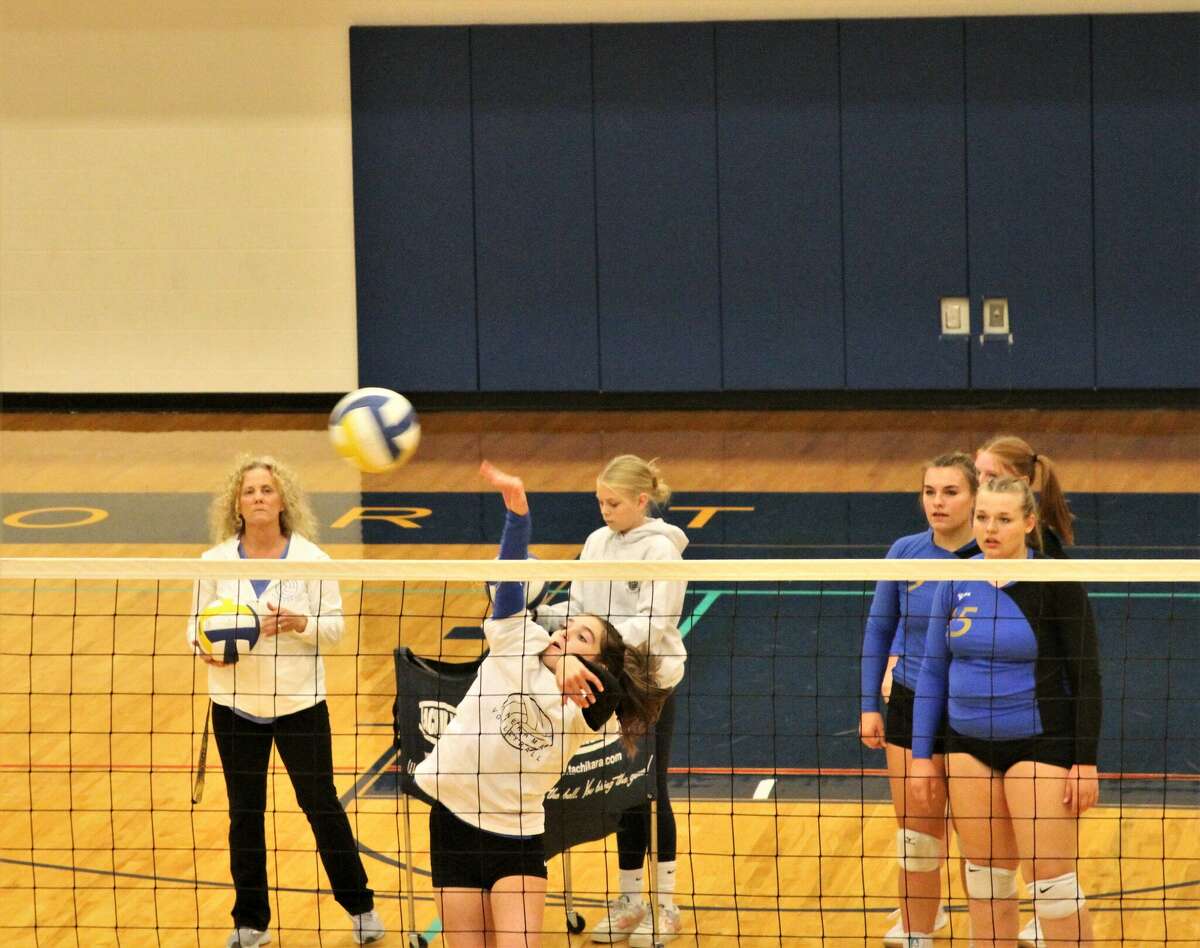 PHOTOS Onekama volleyball outlasted by Benzie Central