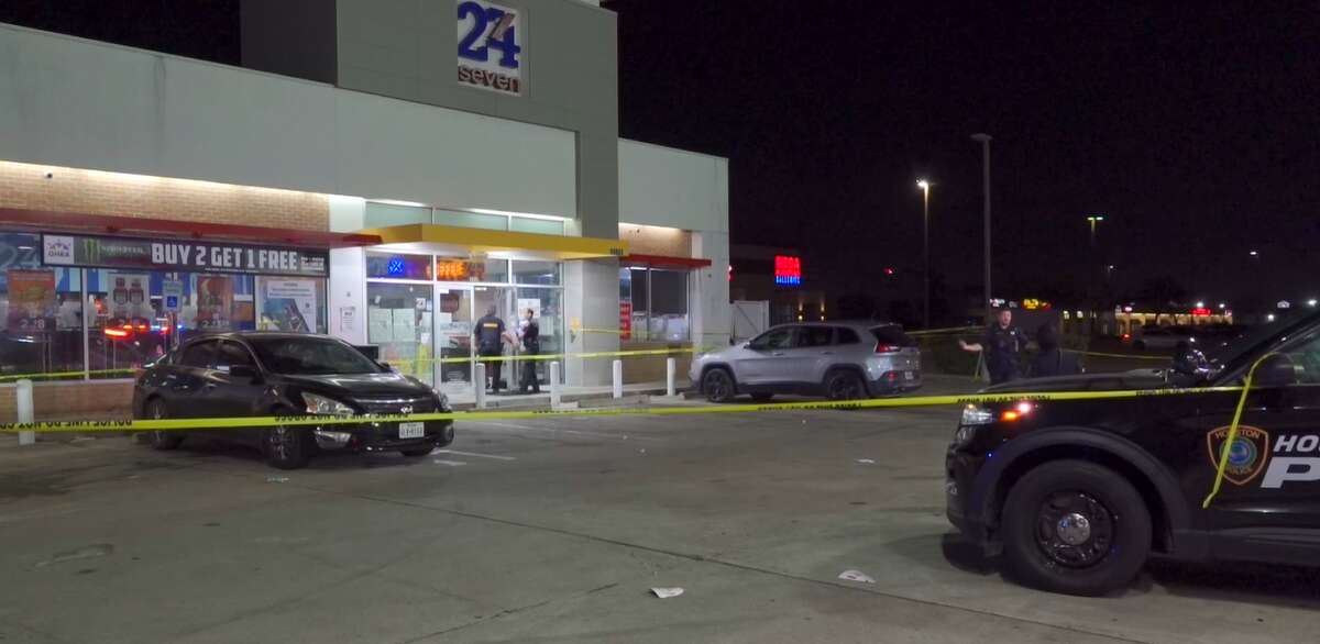 Fatal Shootout At Southeast Houston Convenience Store Involved The ...