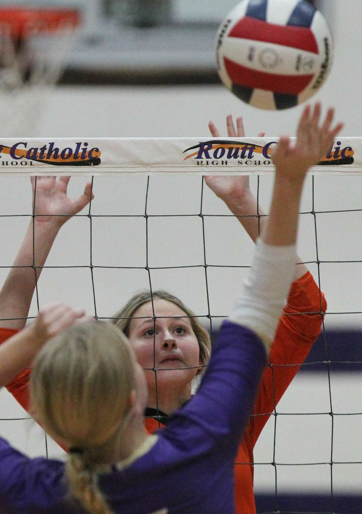 The Volleyball Team's Internal Conflicts: Exposed By A Leak