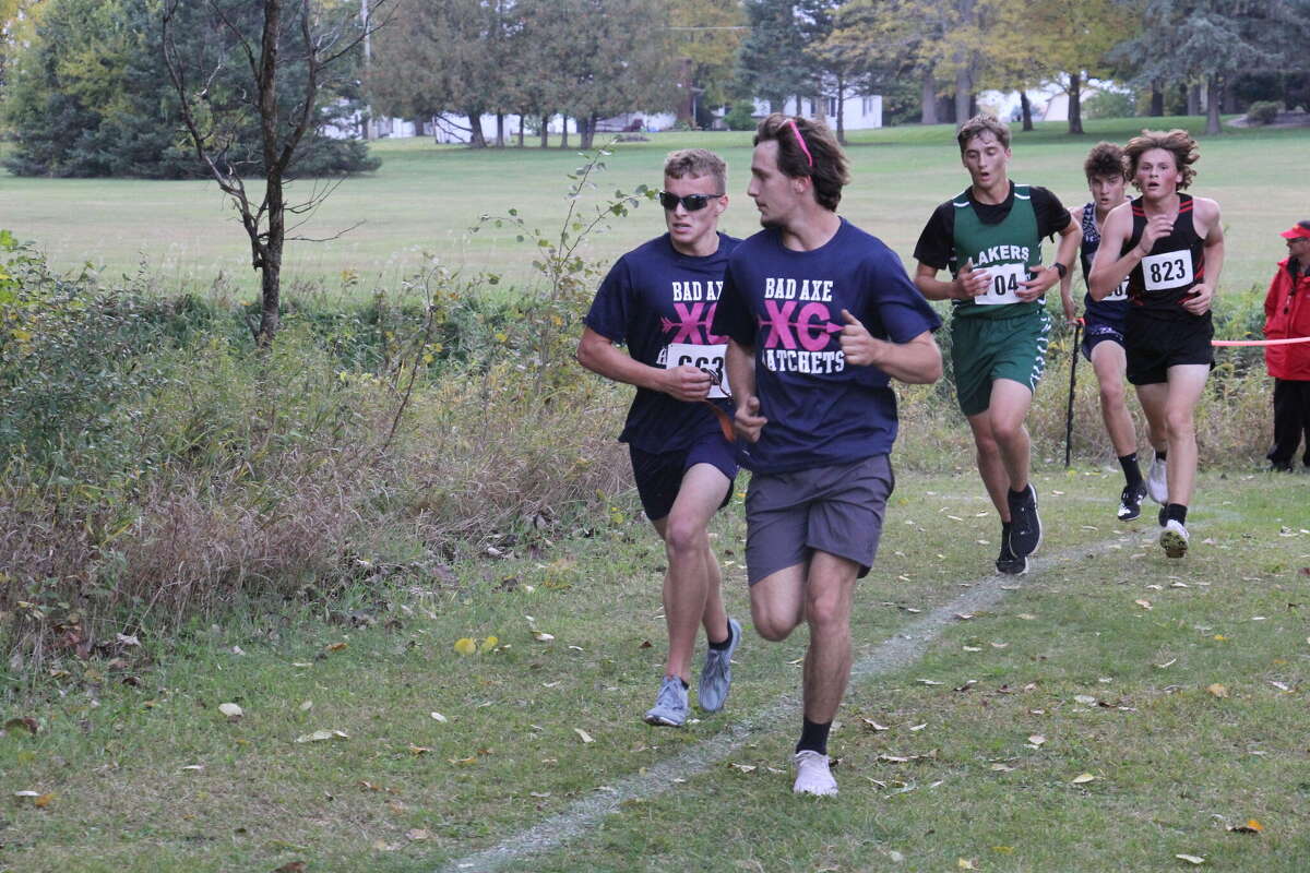 Upper Thumb runners hit stride at Ubly Cross Country Invite