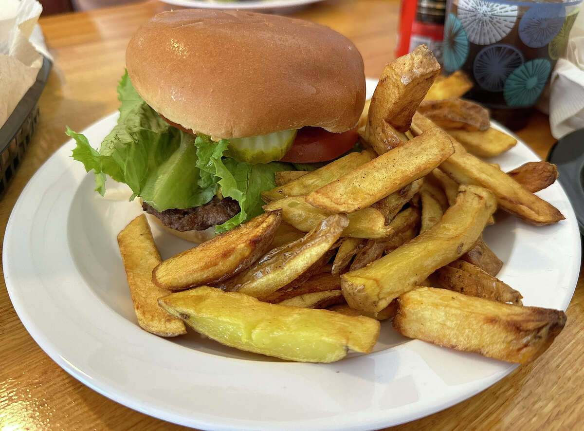 New Bad Axe restaurant Cafe 53 offers great lunch, breakfast