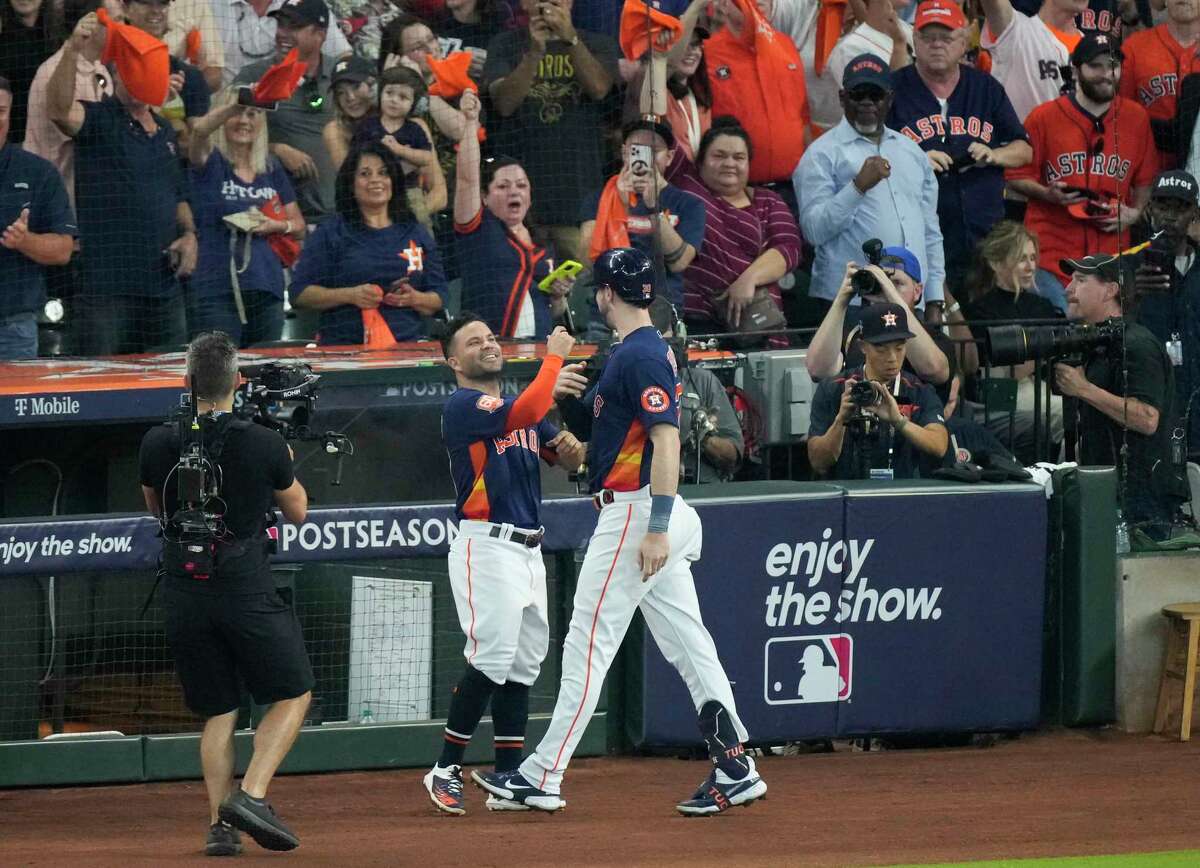 Houston Astros: How Yordan Alvarez Again Lifted Astros Over Seattle