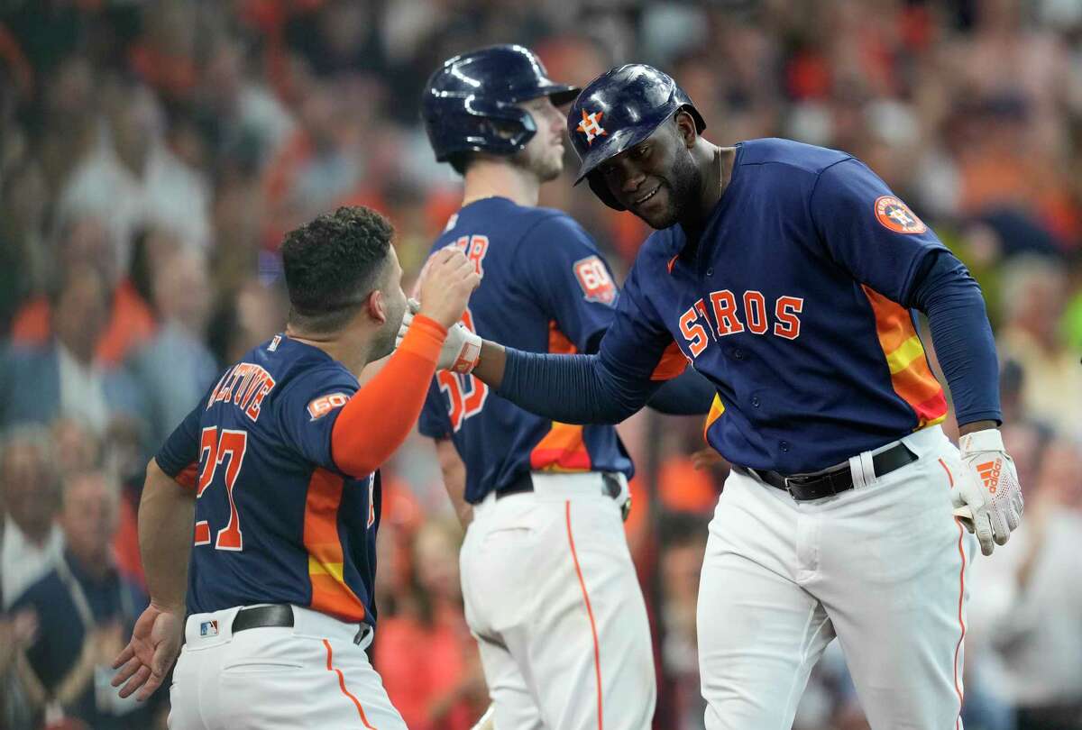 Astros team store extends hours after advancing to ALCS