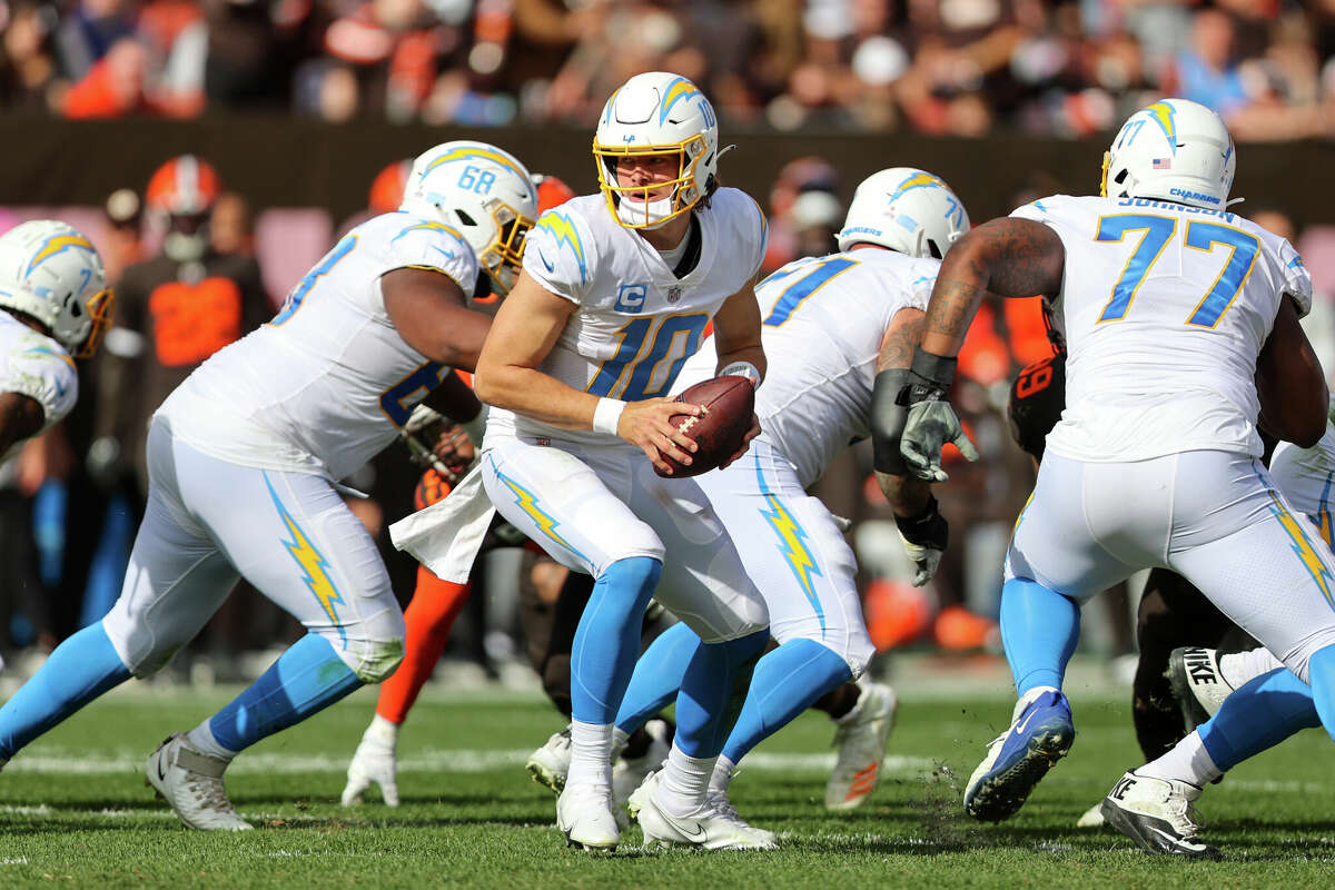 Monday Night Football betting odds: Chargers vs. Broncos - Bleeding Green  Nation