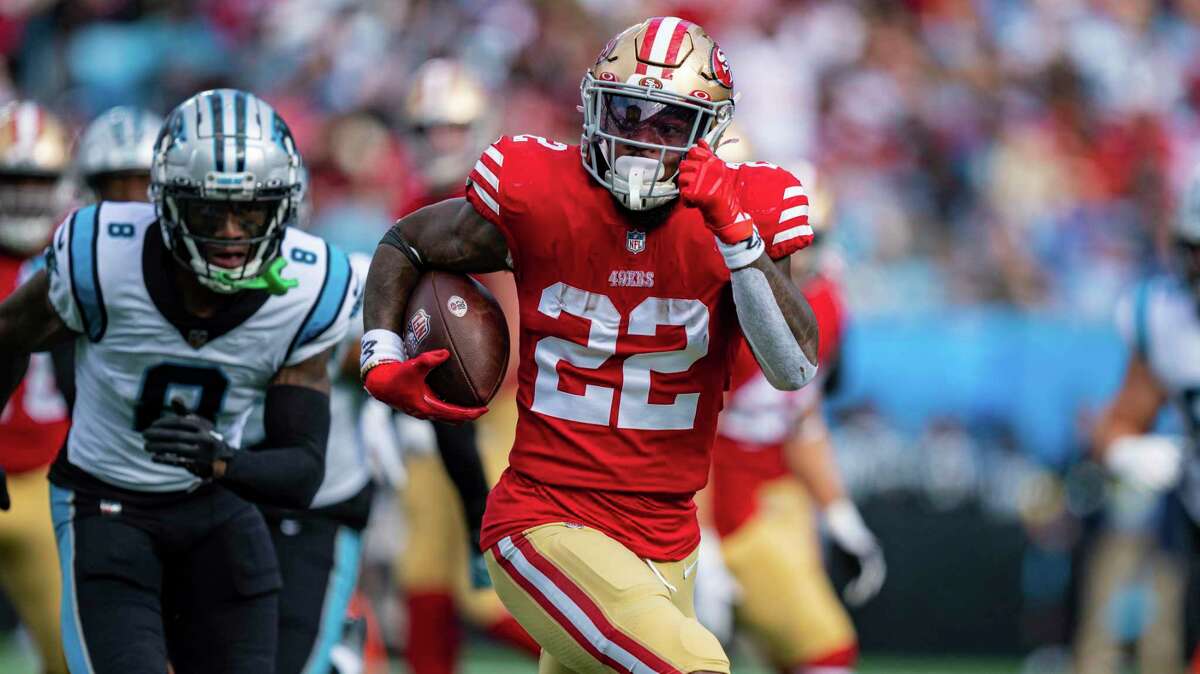 San Francisco 49ers running back Jeff Wilson Jr. (22) plays against the Carolina Panthers during an NFL football game on Sunday, Oct. 9, 2022, in Charlotte, N.C. (AP Photo/Jacob Kupferman)