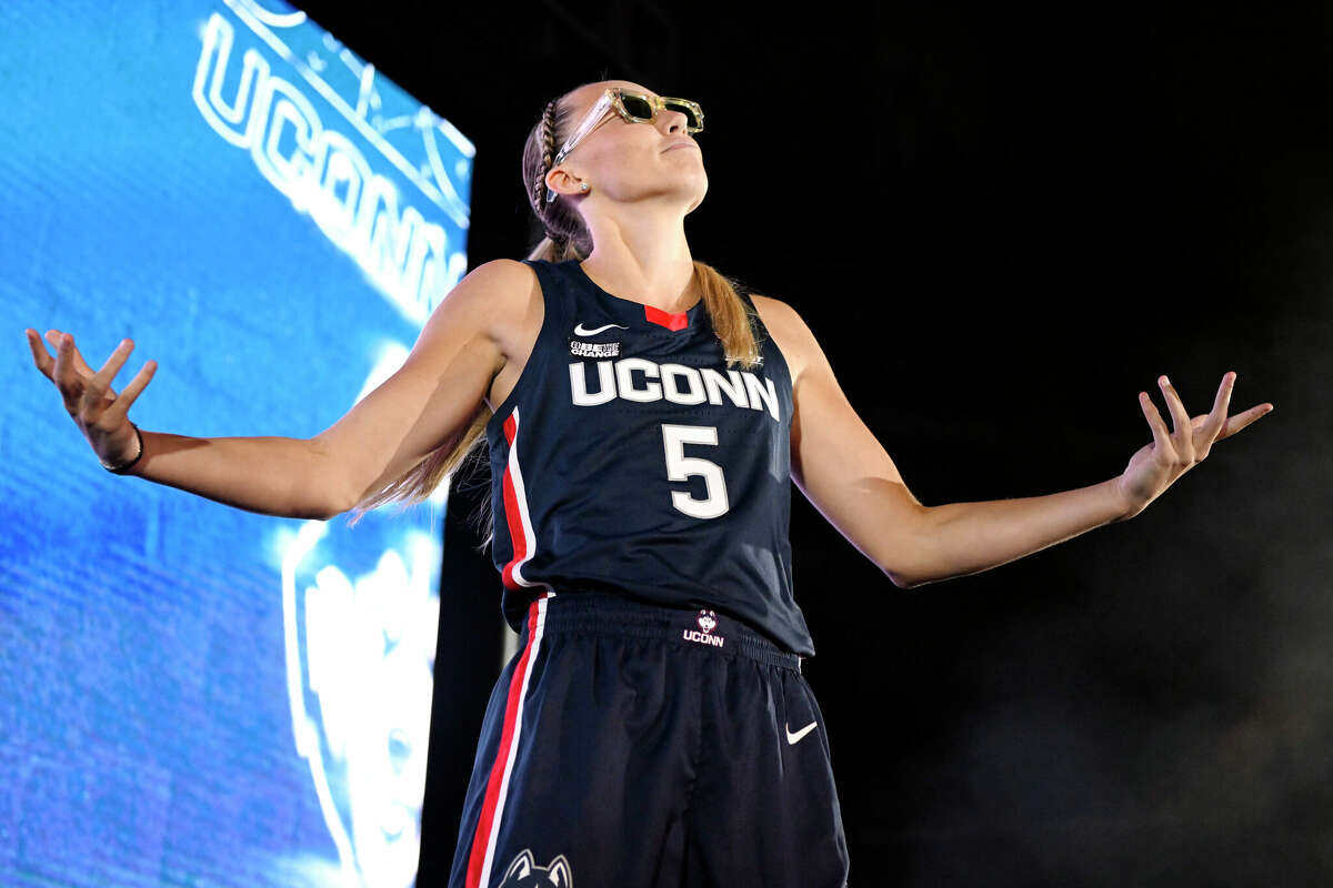 UConn's Paige Bueckers to debut 'Coach P' Sunday