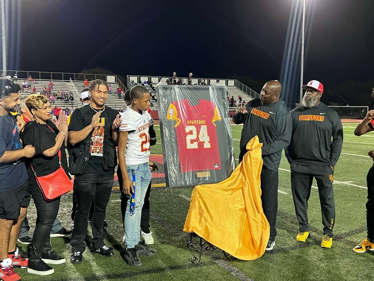 Texans rookie Jalen Pitre has high school jersey retired 