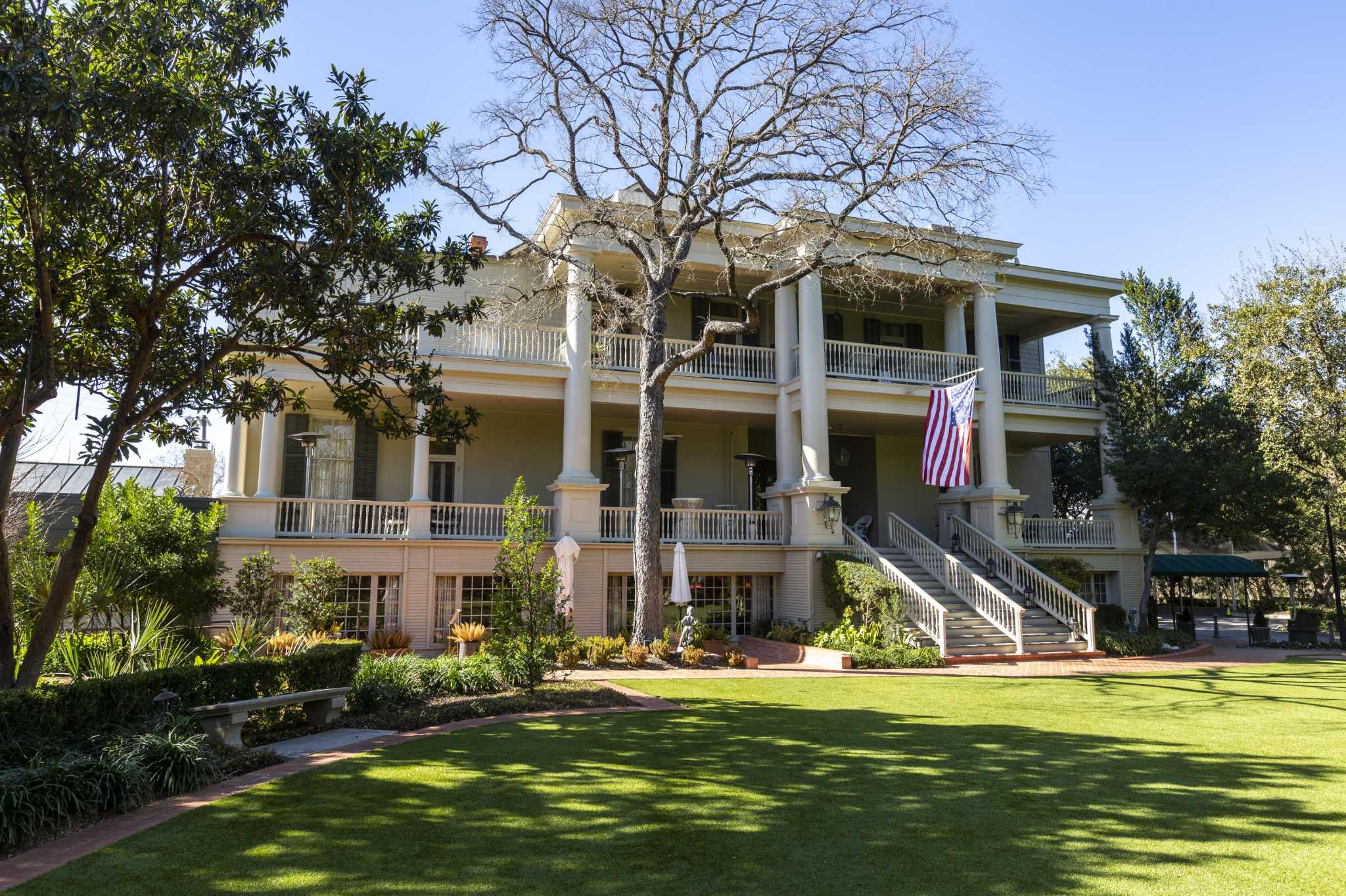 Argyle Club house evolved along with Alamo Heights