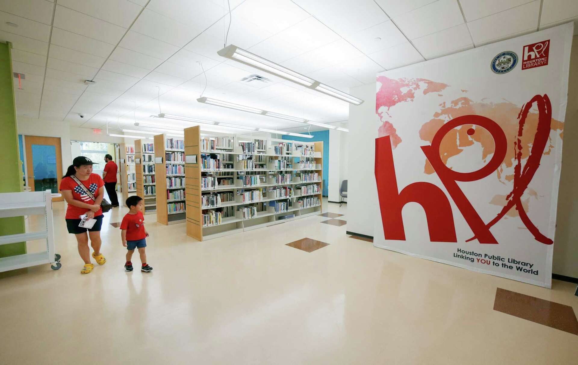 One of Houston's busiest libraries reopens after 5 years