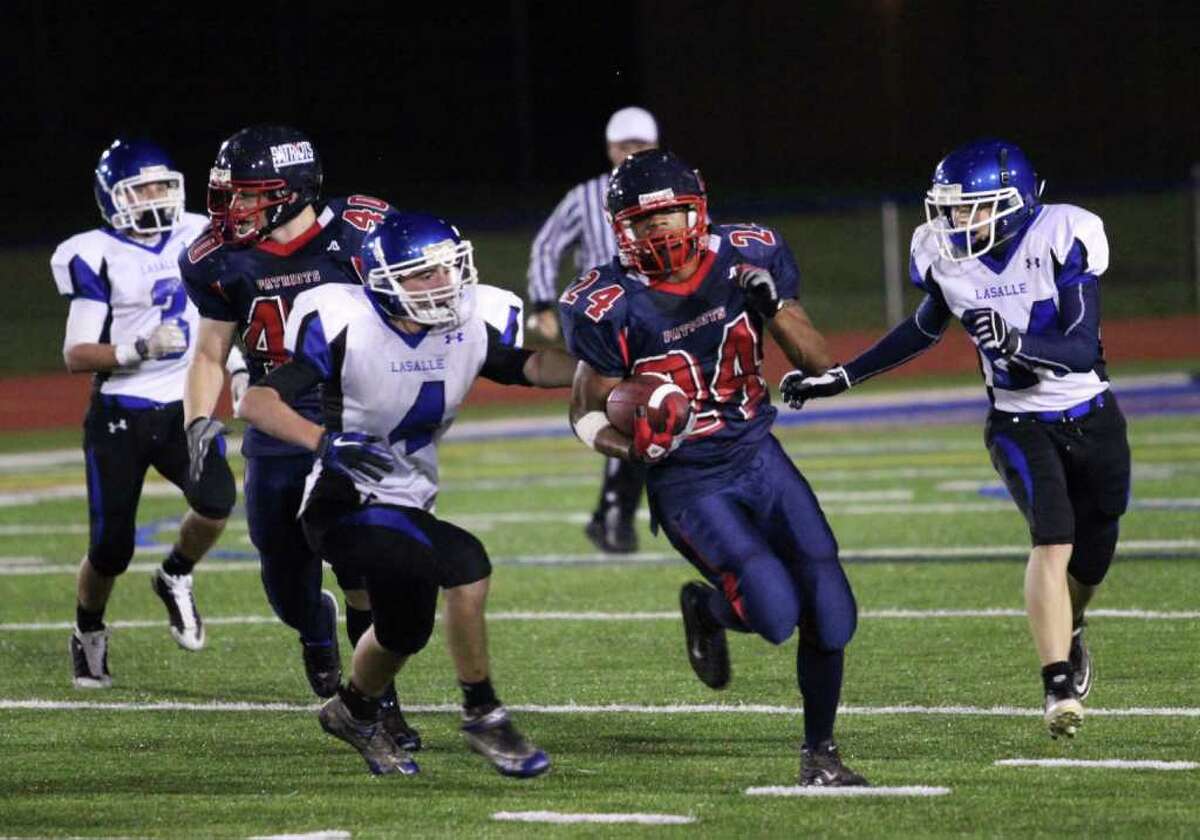 Pitts runs over La Salle