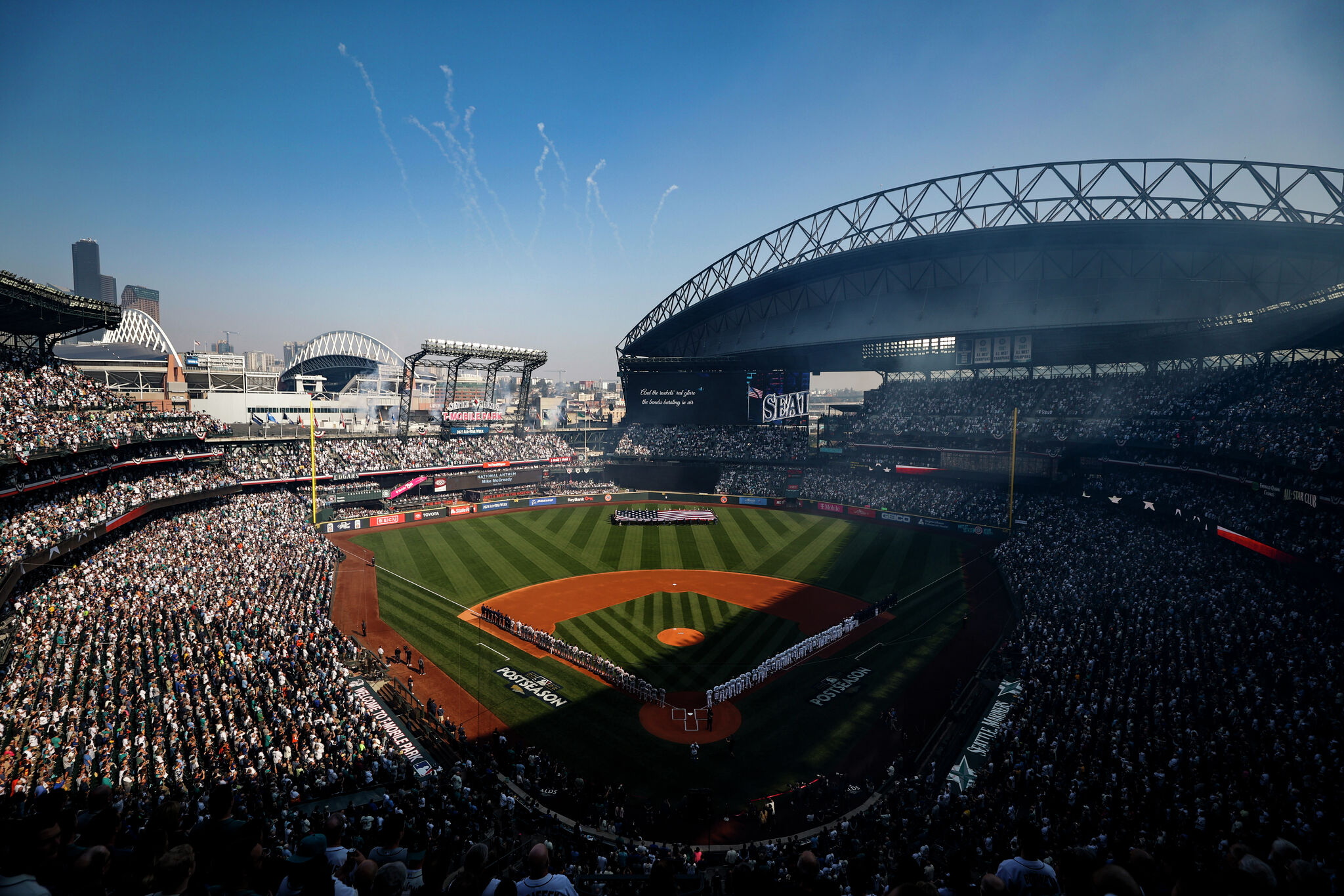 Houston Astros already lead Seattle Mariners… in retractable roof usage