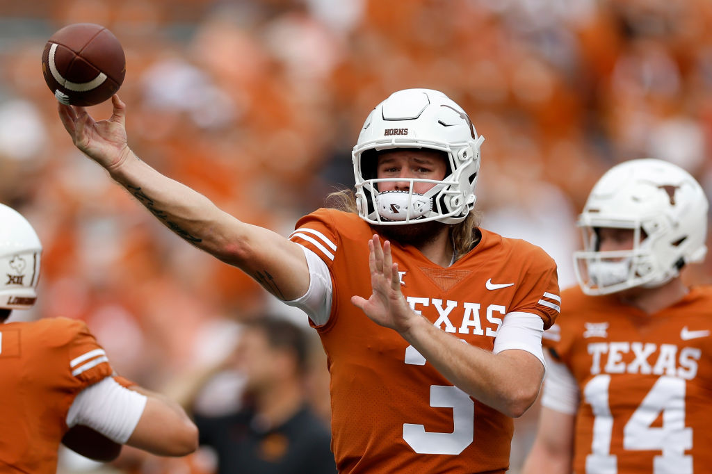 No. 22 Texas Rallies In 4th Quarter To Beat Iowa State 24-21