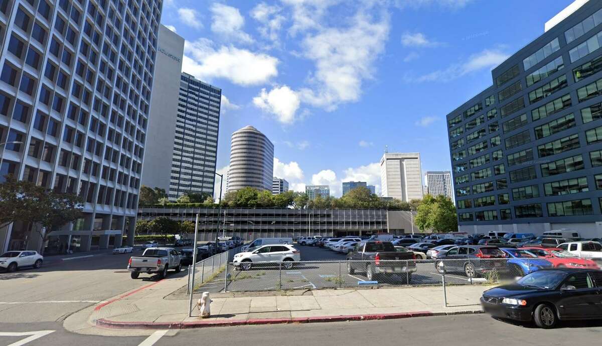 The site of a proposed 487-foot tower that would be Oakland’s tallest.