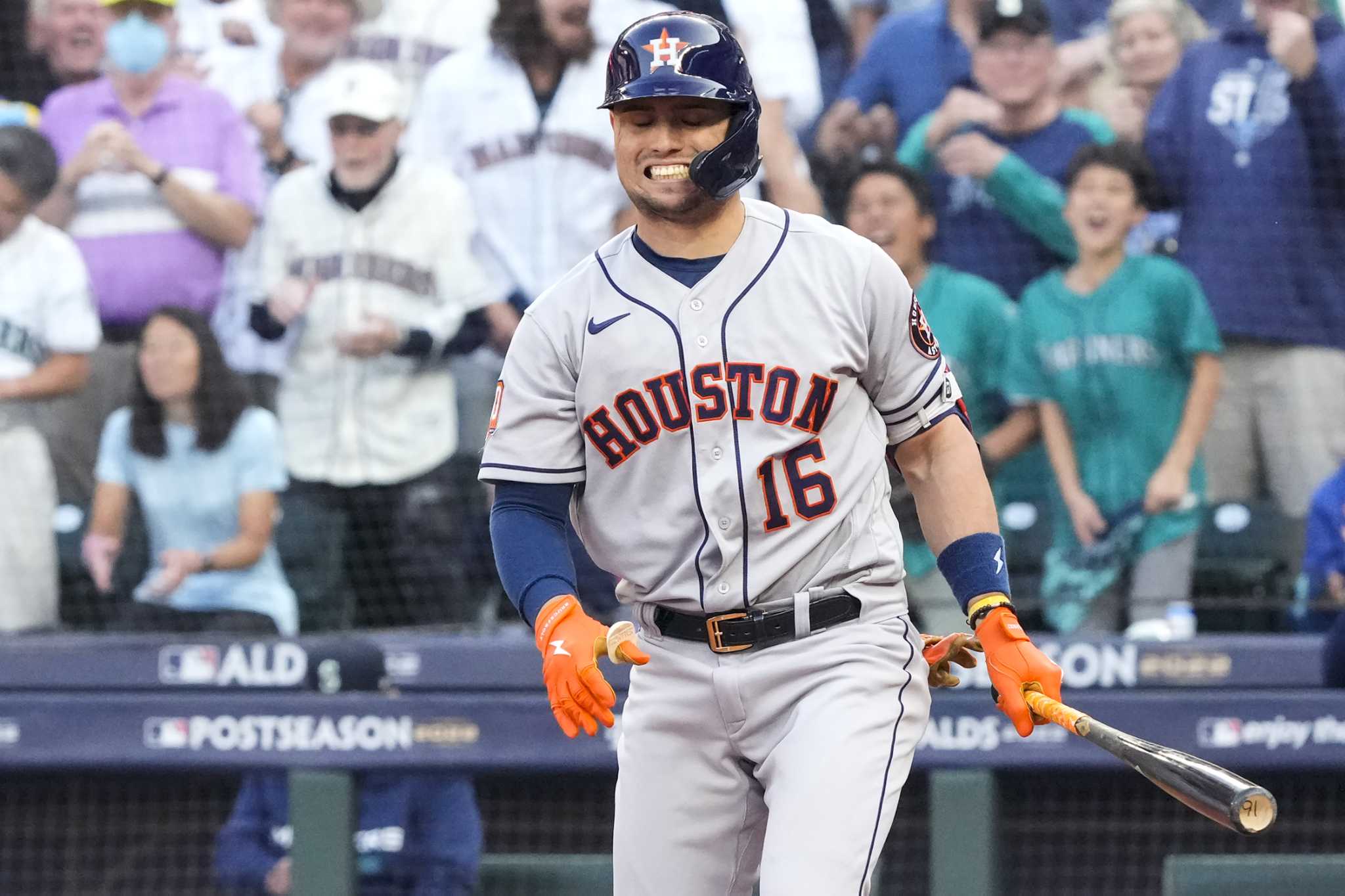Houston Astros: Aledmys Díaz agrees to deal with A's, report says