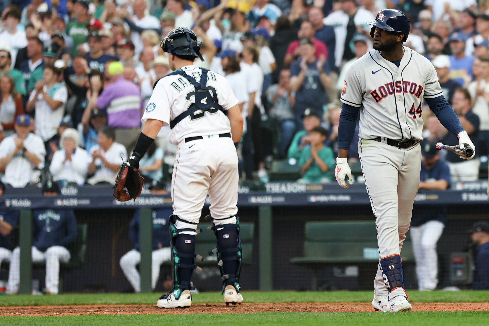 Houston Astros & Seattle Mariners make MLB history with extra-innings  showdown in longest postseason game with no runs