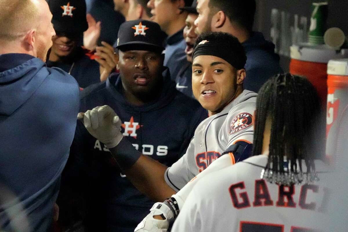 Story photo for Epic! Homer gives Astros ALDS sweep.