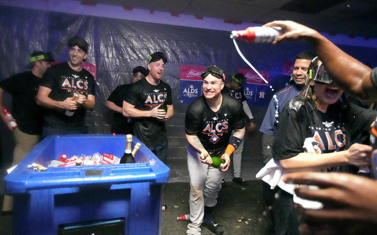 Astros Seattle clubhouse celebration as Houston wins ALCS trip