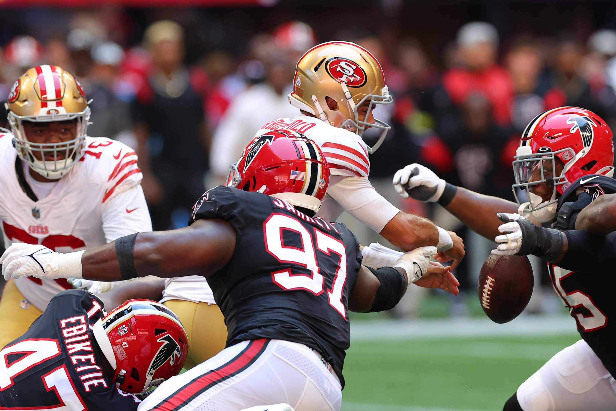 Live updates: 49ers lose to Falcons in last seconds at Levi's