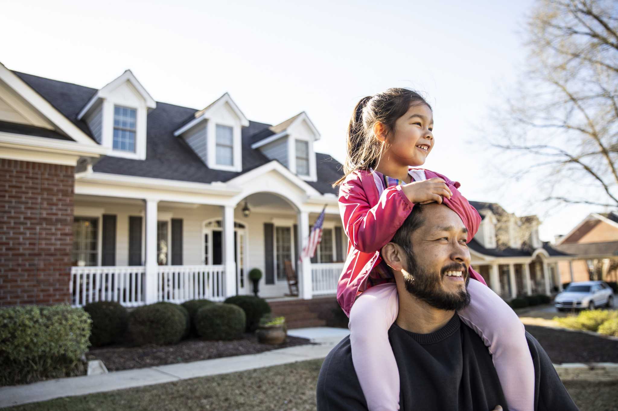 Save on Home Insurance With These Tips