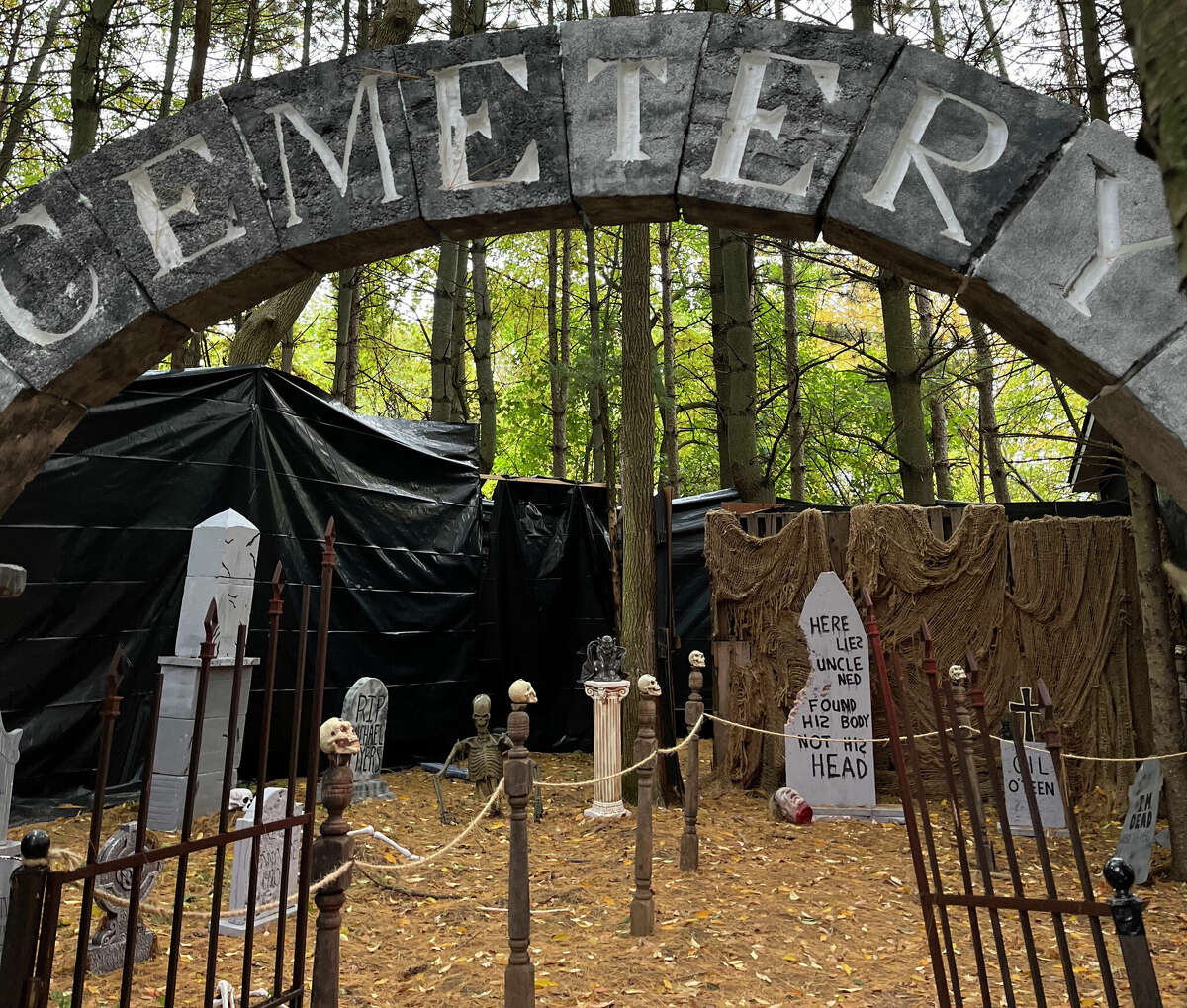 Here's some of the best haunted attractions in Michigan