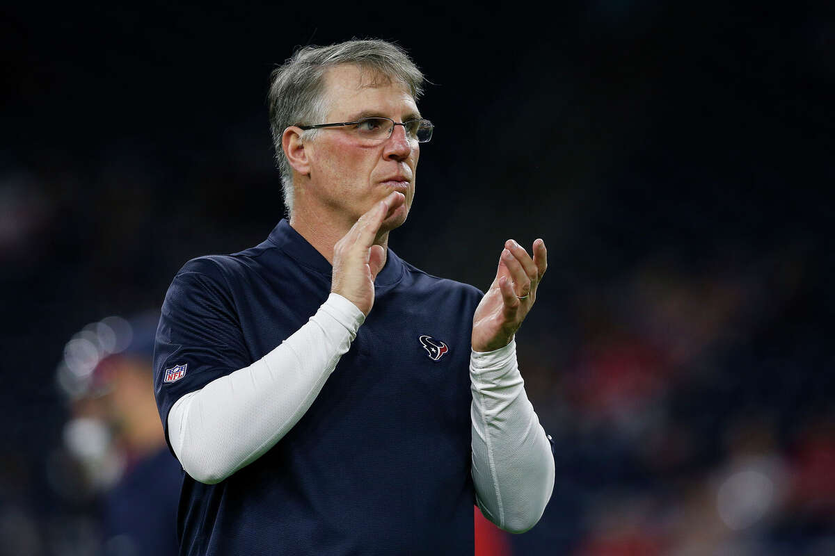 Former Texans assistant demoted as Sam Houston OC