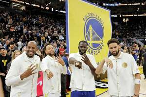 Warriors follow Steph Curry’s lead, put rings on their fingers