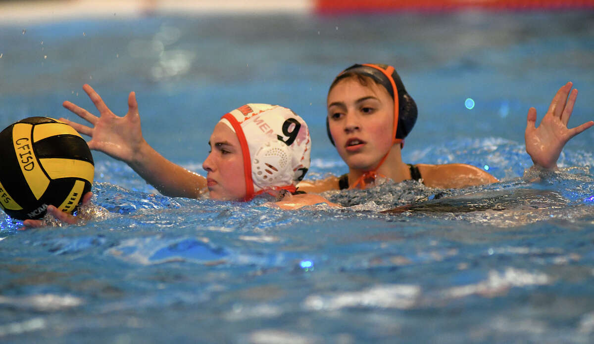 Water polo Houstonarea teams battle in regional quarterfinals