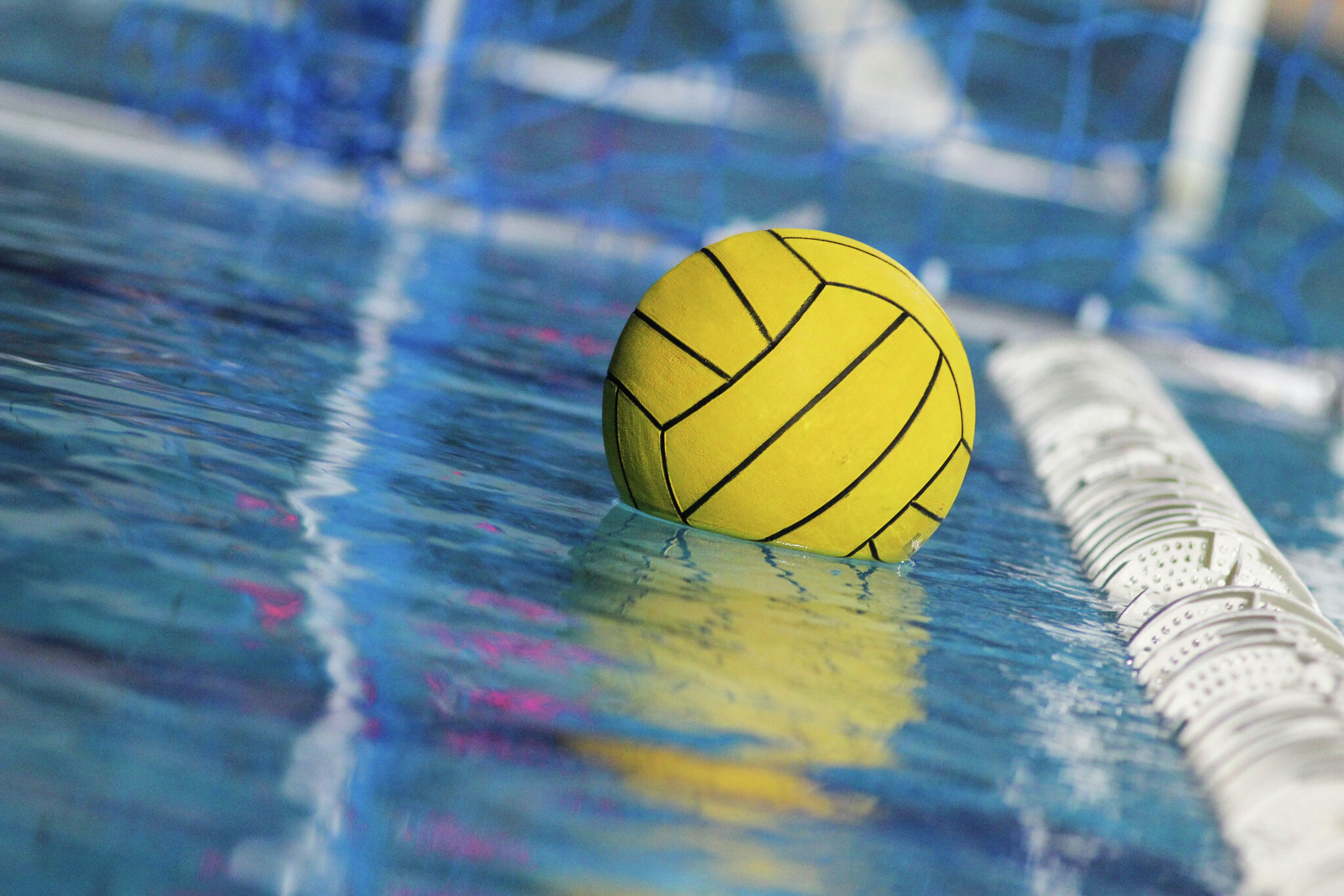Water polo Foster sweeps into Region III6A tournament