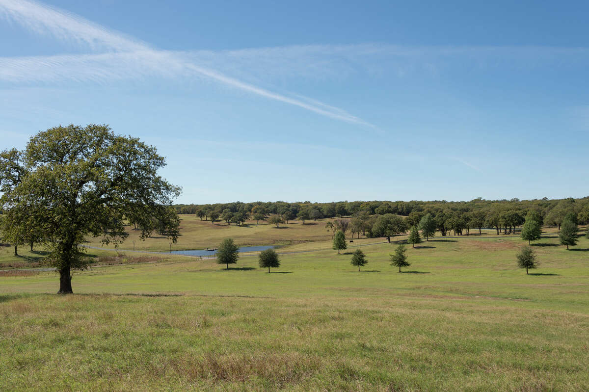 Photos Peek inside Terry Bradshaw's 22.5M Oklahoma ranch