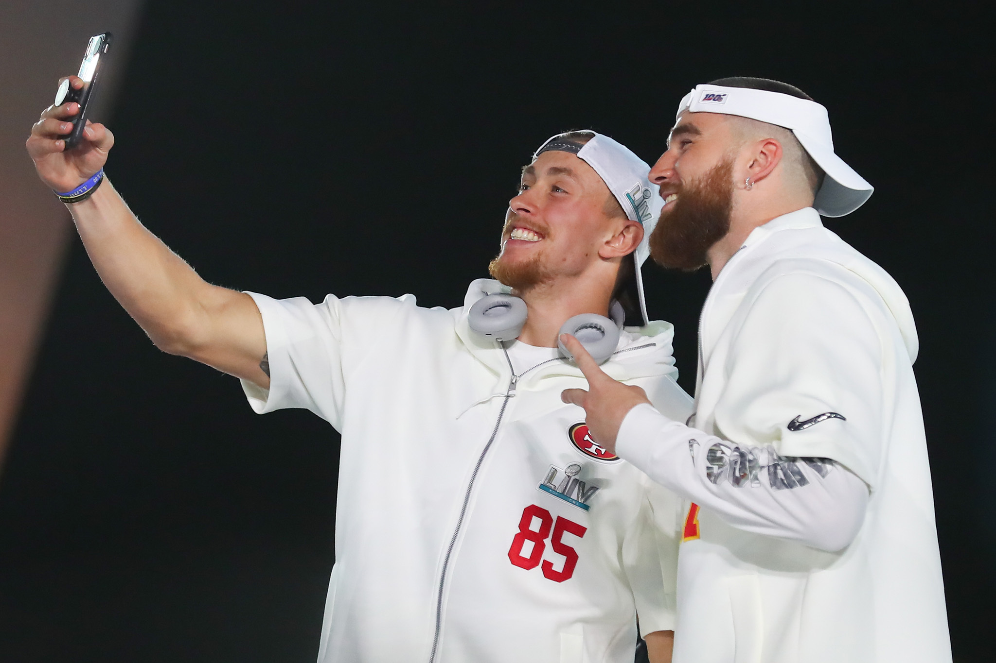 George Kittle vs Travis Kelce: Who is the best tight end in the