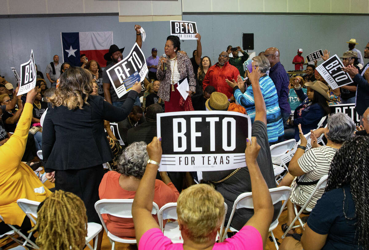 U.S. Rep. Sheila Jackson Lee speaks at Black Texans for Beto town hall Sunday, Oct. 9, 2022, at Tidwell Community Center in Houston.