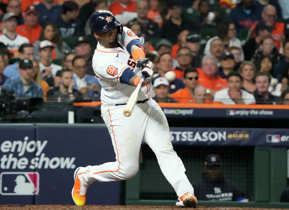 August 10, 2018: Houston Astros catcher Martin Maldonado (15) during a  Major League Baseball game between the Houston Astros and the Seattle  Mariners on 1970s night at Minute Maid Park in Houston