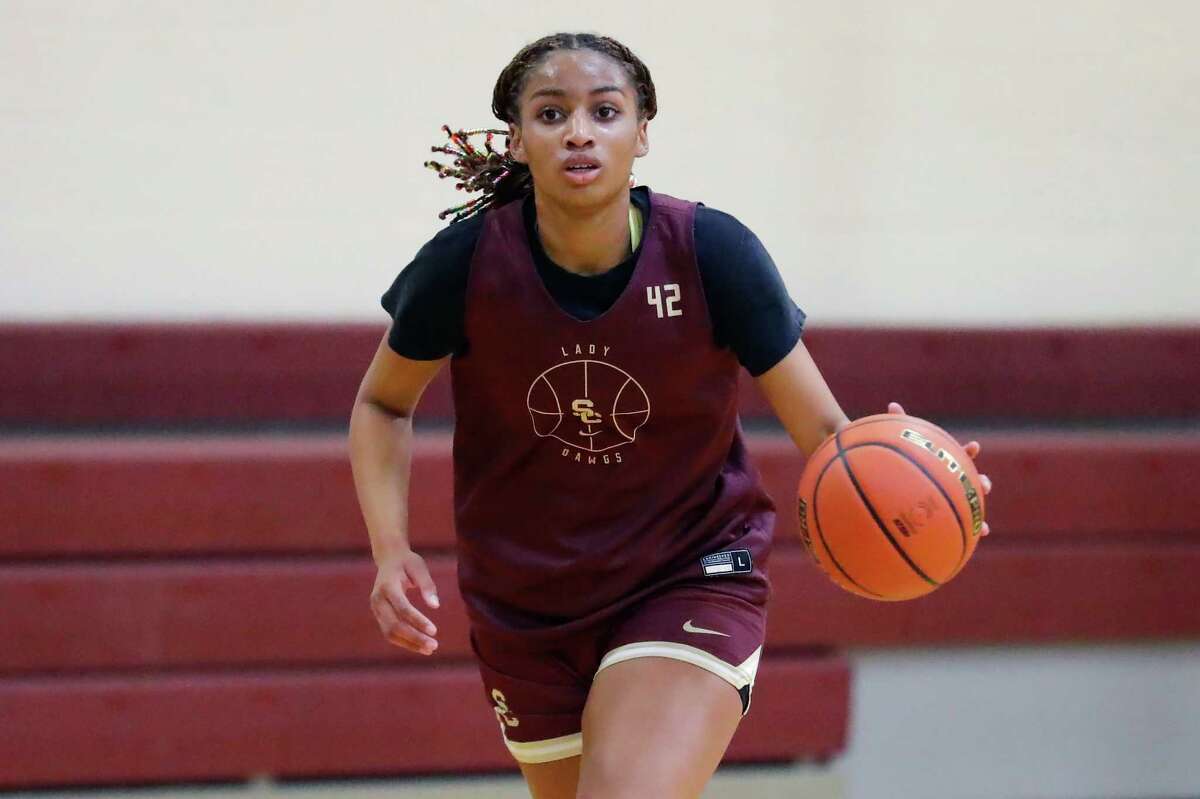 Jorynn Ross will lead Summer Creek into Thursday's area round playoff matchup against Hastings. 