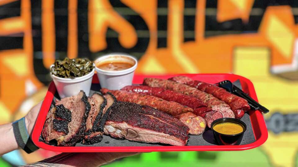 Tray of barbecue at Dozier's BBQ in Fulshear