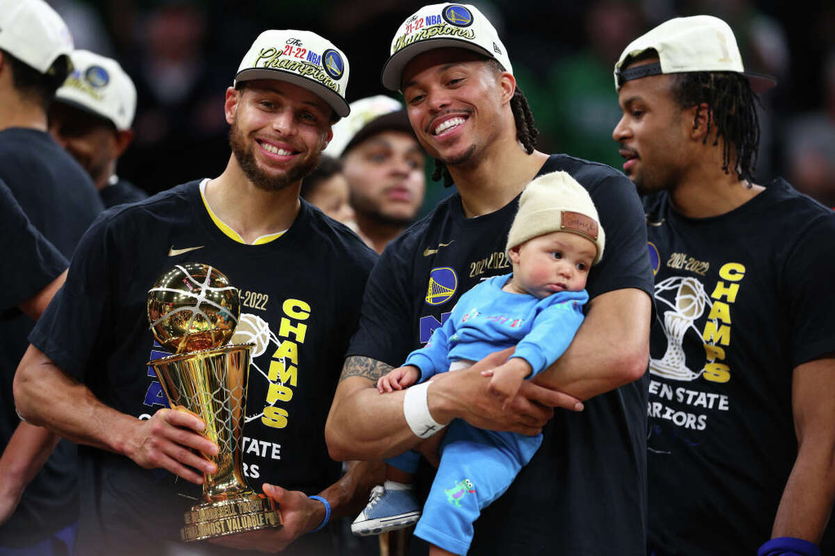Warriors' Steph Curry absolutely loses it hyping his brother-in-law