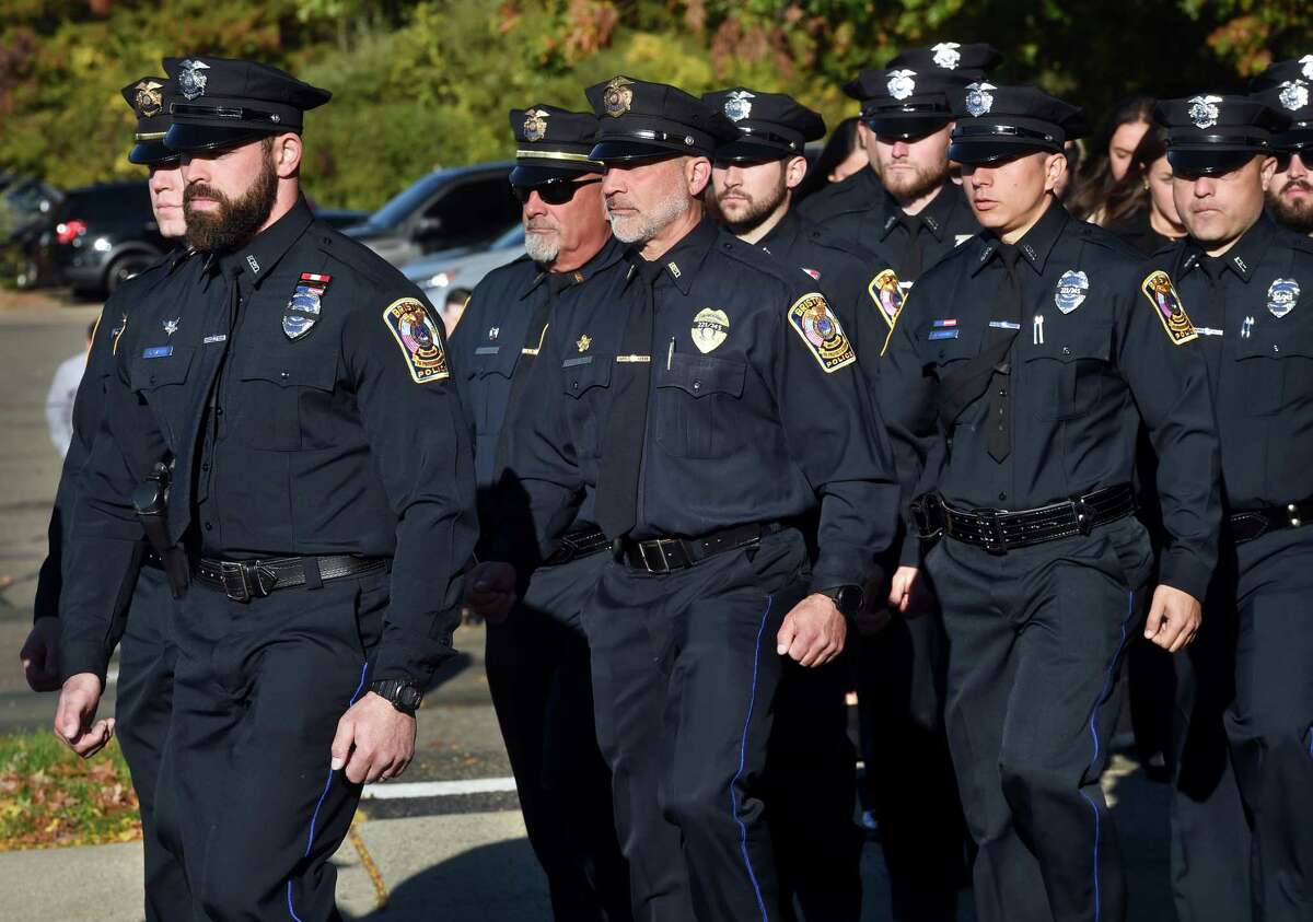 Crowd gathers at slain Bristol Police Lt. Dustin DeMonte's wake