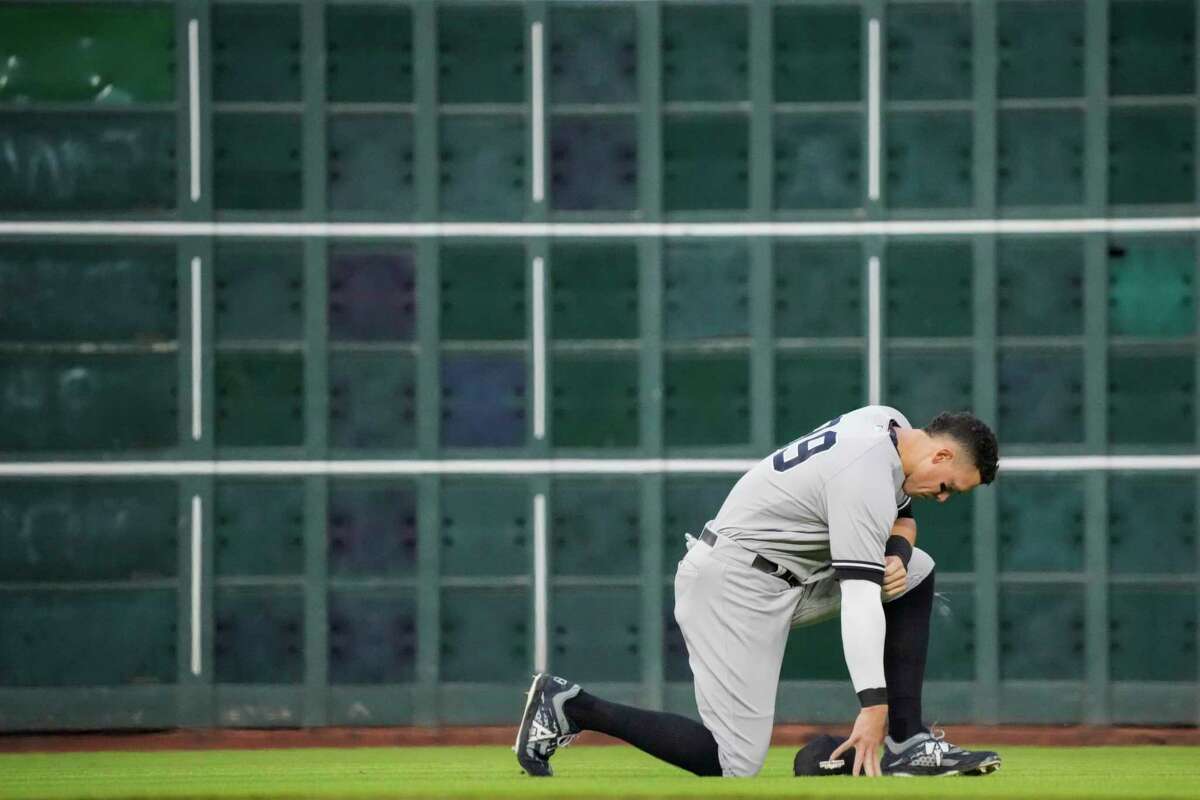 ALCS Game 2: Yankees manager Aaron Boone says Minute Maid Park's