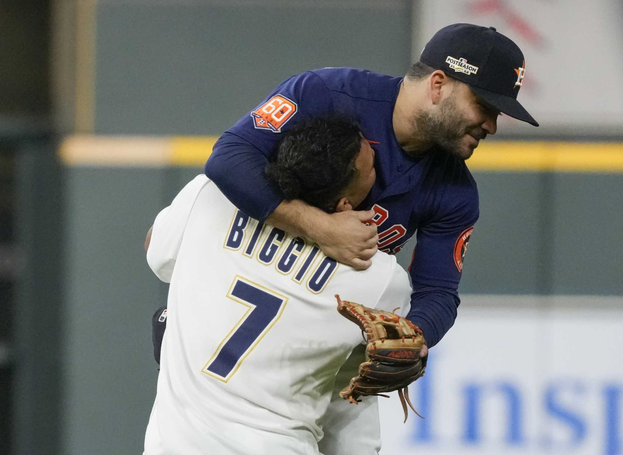Houston Astros hero José Altuve hilariously hugs it out in viral
