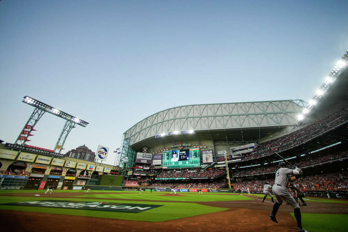 Houston Astros ballpark: Avoiding long lines at Minute Maid Park