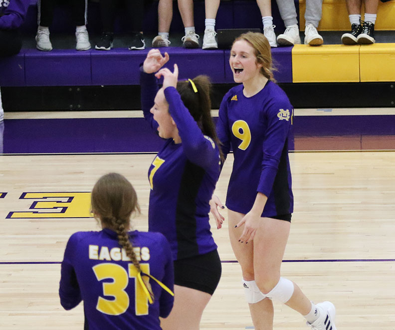 THURSDAY VOLLEYBALL ROUNDUP: CM rallies to beat Jersey