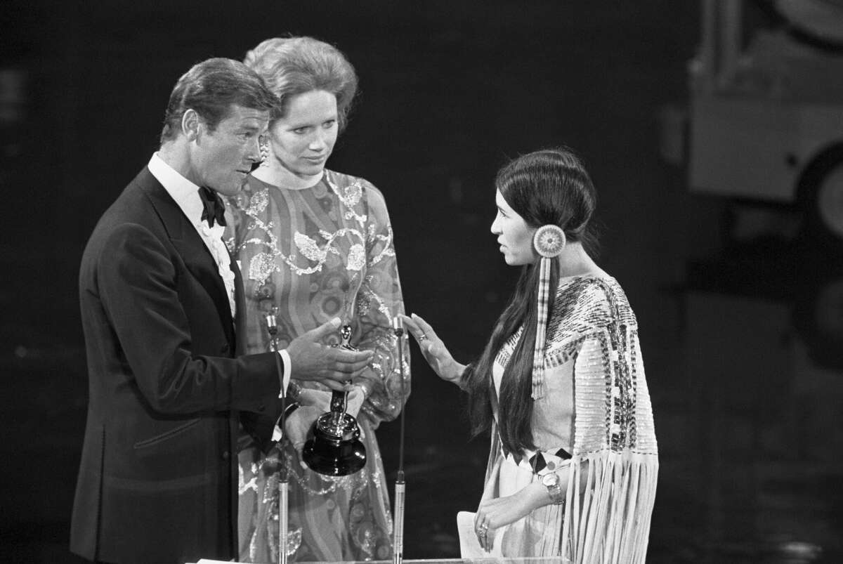 At the 1973 Academy Awards, Sacheen Littlefeather refuses the Academy Award for Best Actor on behalf of Marlon Brando. She carries a letter from Brando in which he explains he refused the award in protest of American treatment of the Native Americans.