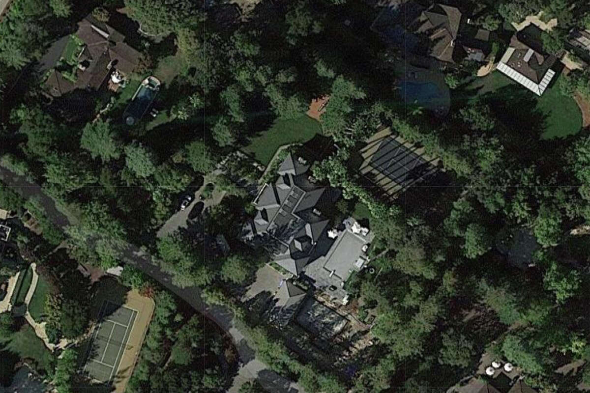 New details emerge on car buried at 15 million Atherton mansion